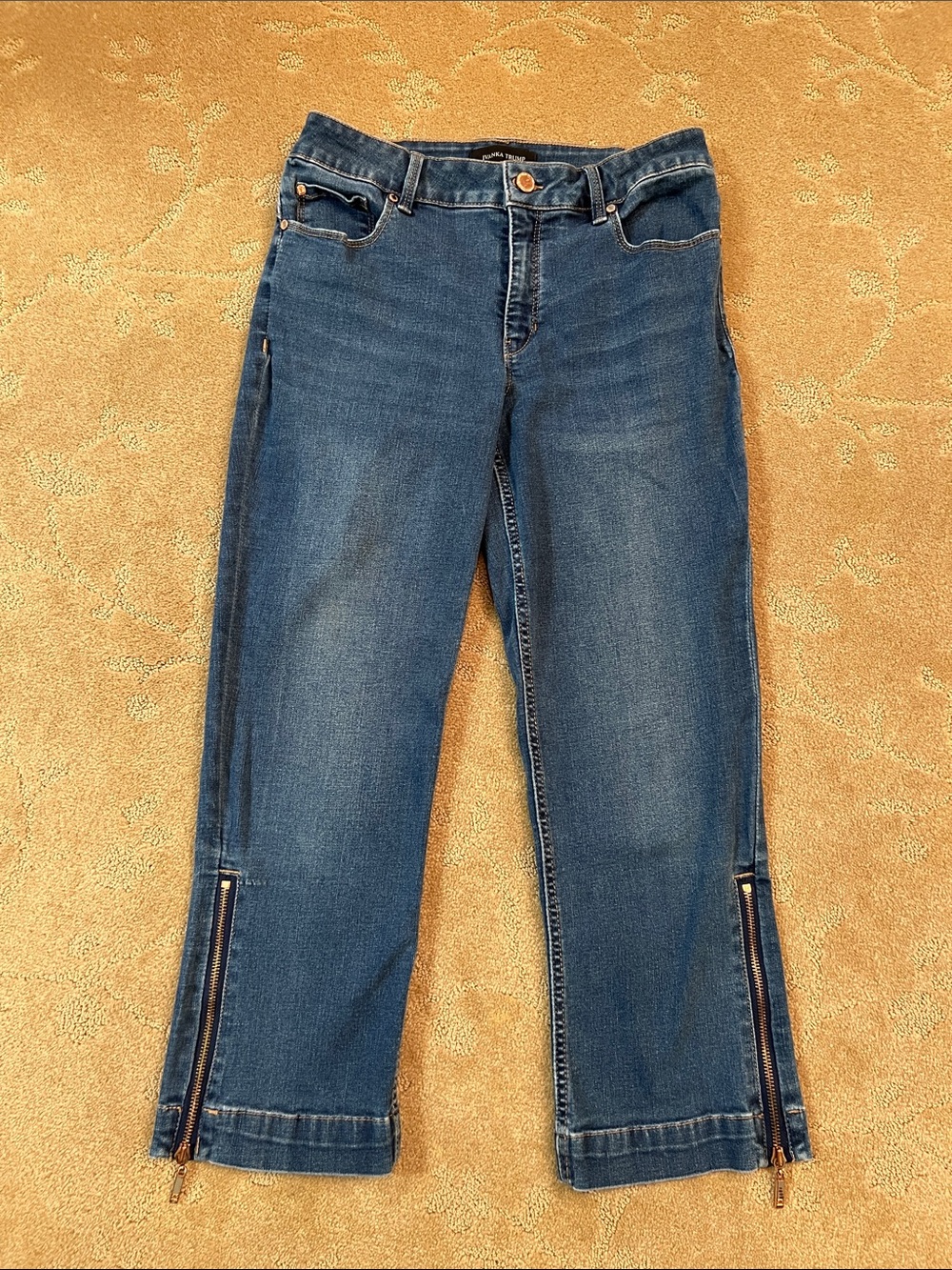 Ivanka Trump Sculpting Cropped Zipper Ankle Jeans, Sz 4